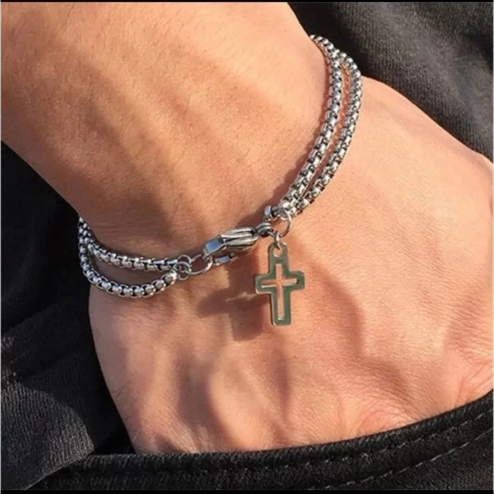 Men’s silver cross bracelet